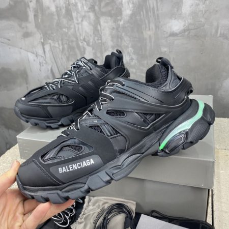 High quality LED sneaker with box size:5-11 free shipping BAA #C0005 - Image 2