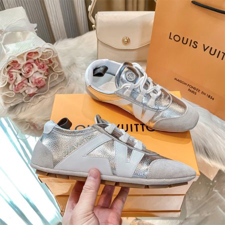 High quality sneaker for women with box size:5-9 free shipping LOV SY #C0009 - Image 3