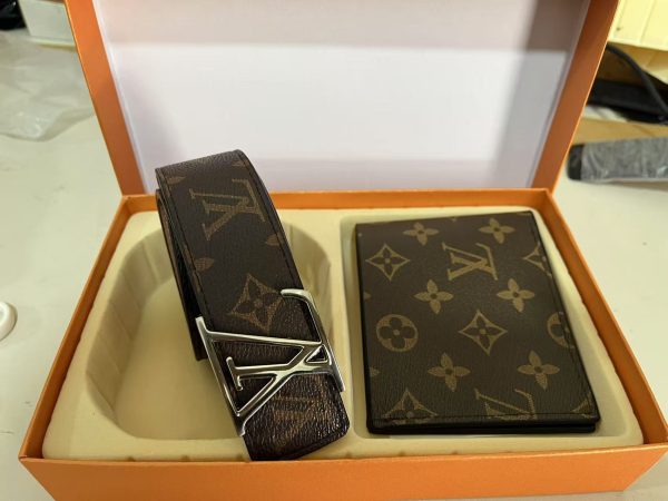 Wholesale belt & wallet set with box LOV BB #C0075