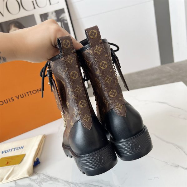 High quality Boot size:5-10 with box free shipping LOV #C0081