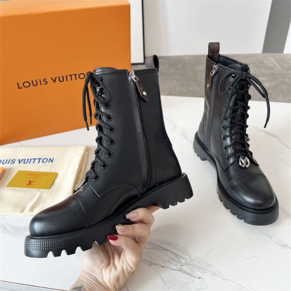 High quality Boot size:5-10 with box free shipping LOV #C0081
