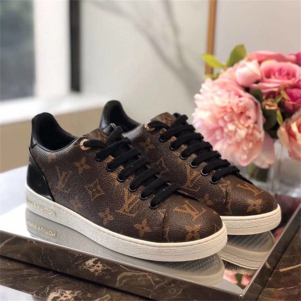 High quality sneaker size:5-11 with box free shipping LOV #C0090