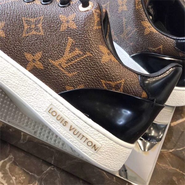 High quality sneaker size:5-11 with box free shipping LOV #C0090