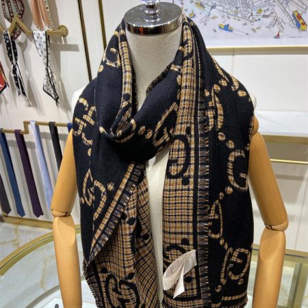 High quality scarf size:180*46cm GUI AG #C0105