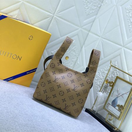 High quality shoulder bag size:17*17*7cm LOV JW #C0111 - Image 3