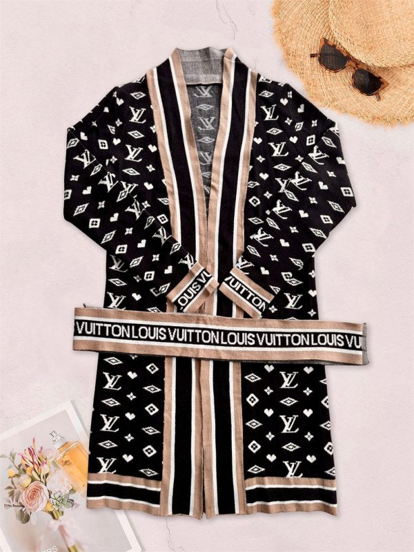 Wholesale sweater coat size S-2XL LOV YLD #C0200