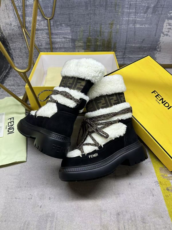 High quality fuzzy boot for women size:5-11 with box free shipping FEI #C0262
