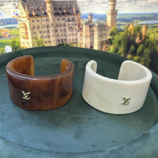 Wholesale High quality Bracelet LOV MS #C0268
