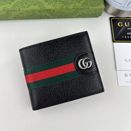 Top quality leather wallet with box size:11*9cm GUI #C0299