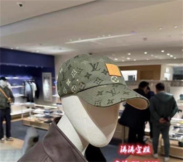 Wholesale hat baseball cap LOV TM #C0397