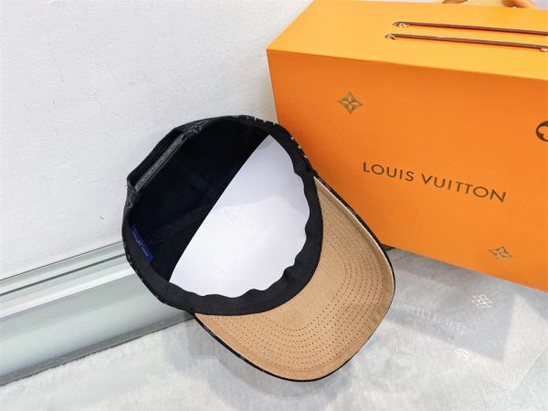Wholesale hat baseball cap LOV TM #C0397