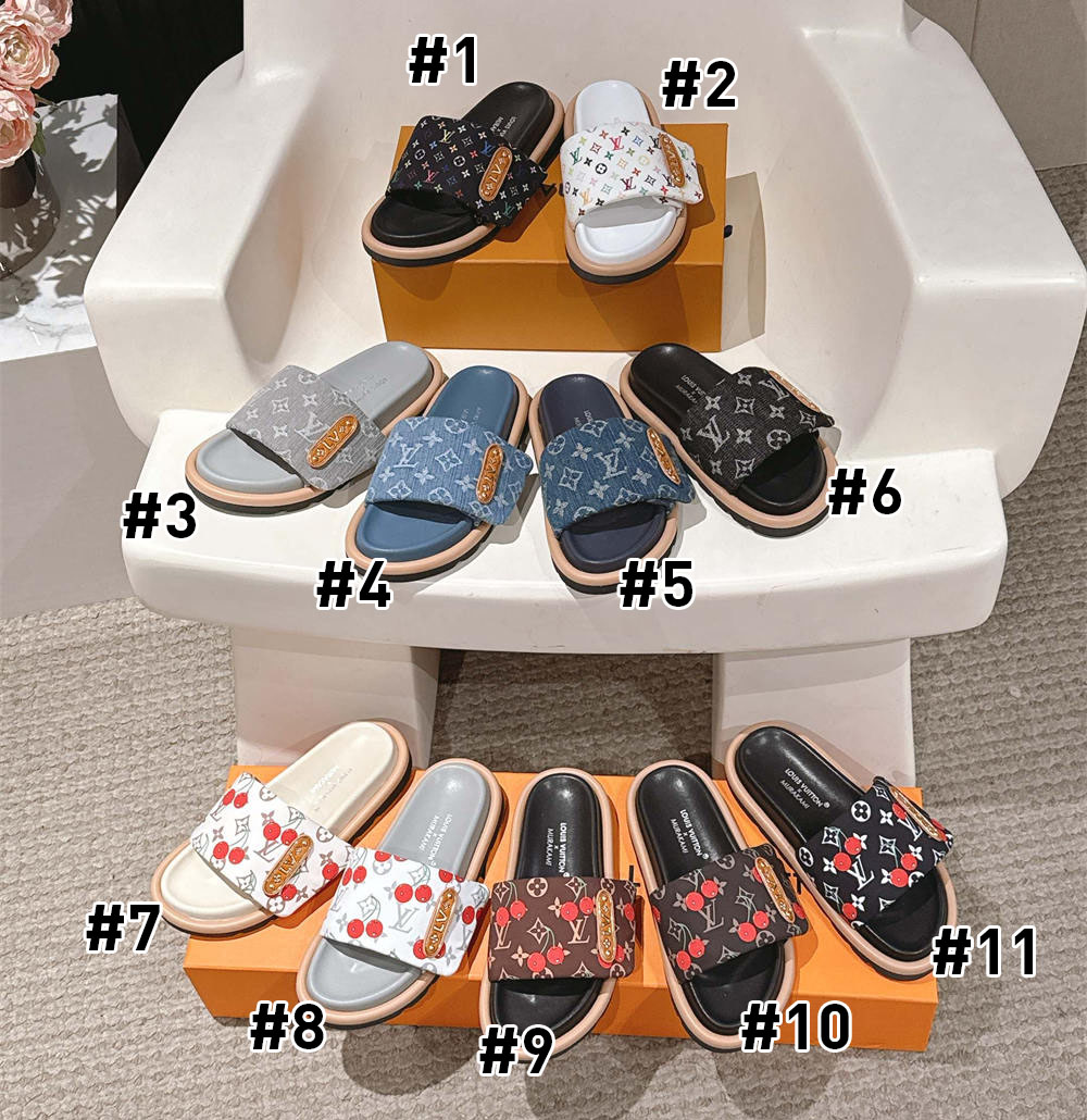 High quality slipper size:5-10 with box LOV #C0398 - Image 1