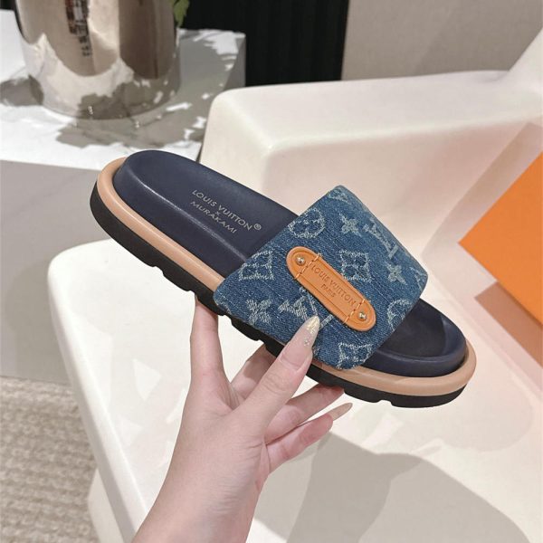 High quality slipper size:5-10 with box LOV #C0398