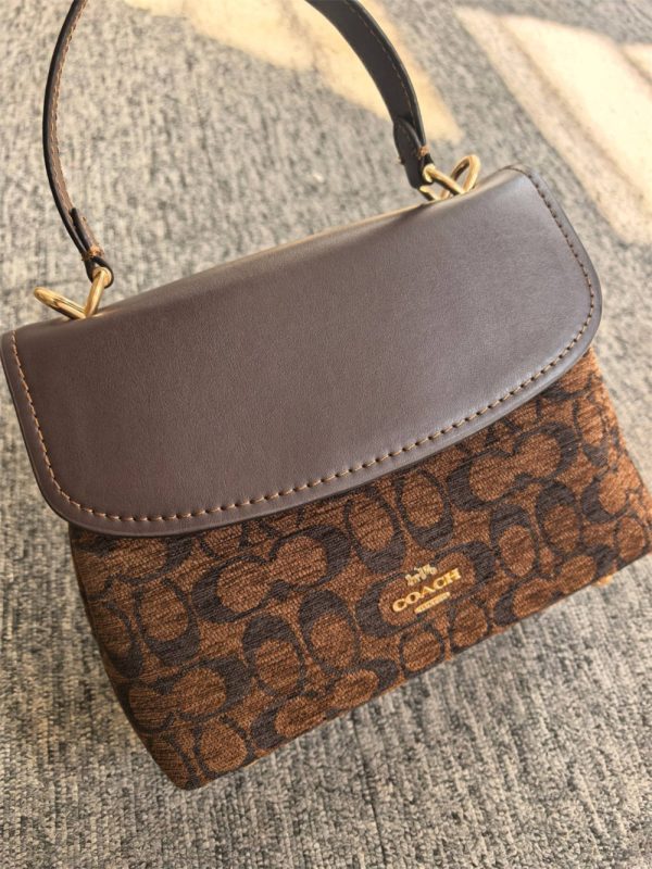 High quality shoulder bag COH #C0454