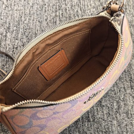 High quality shoulder bag size:24*16*7cm COH #C0455 - Image 3