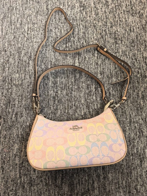 High quality shoulder bag size:24*16*7cm COH #C0455