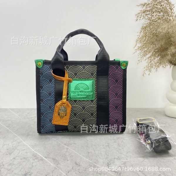 Wholesale Tote size:27*11*22cm KG #C0460