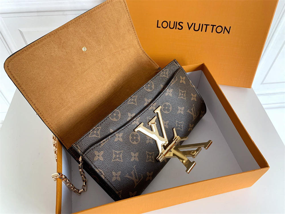 High quality shoulder bag size:23*15*5cm LOV #C0464 - Image 1