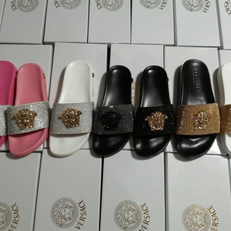 High quality couple slippers size:5-11 with box VEE #C0479 - Image 2