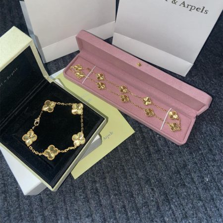 High quality Necklace & Bracelet Set(No box) VAC MS #C0524