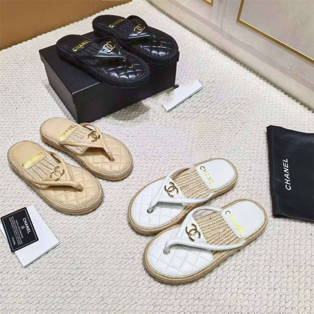 High quality slipper for women size:5-10 with box CHL SY #C0535 - Image 1
