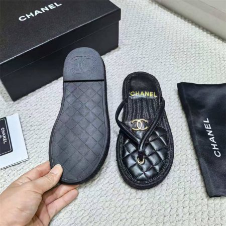 High quality slipper for women size:5-10 with box CHL SY #C0535 - Image 3