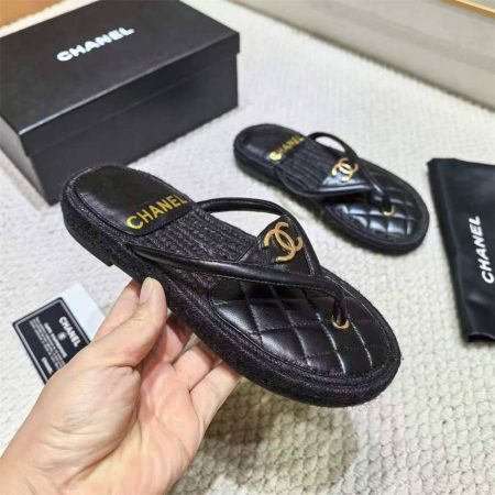 High quality slipper for women size:5-10 with box CHL SY #C0535 - Image 2