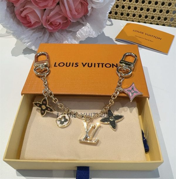 Wholesale bag charm pendant LOV #C0614