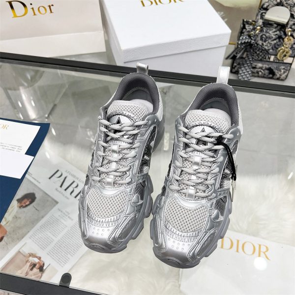 High quality sneaker with box size:5-12 free shipping DIR #C0631