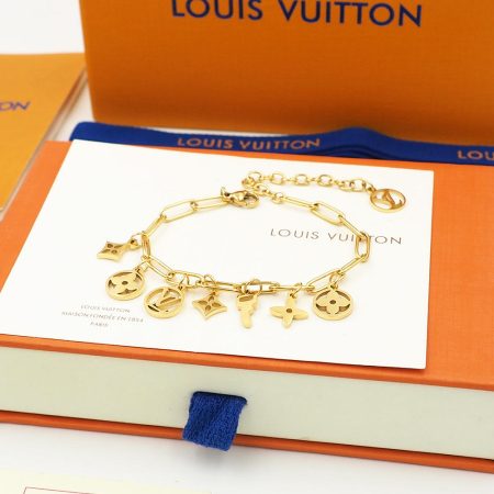 Wholesale High Quality Necklace LOV #C0663