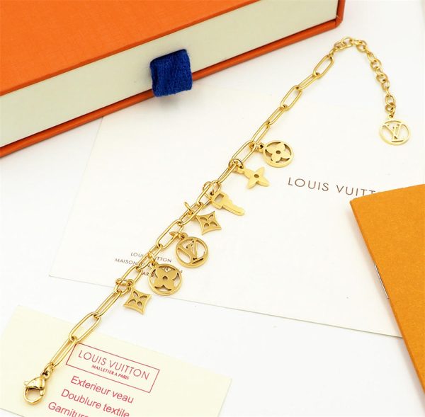 Wholesale High Quality Necklace LOV #C0663