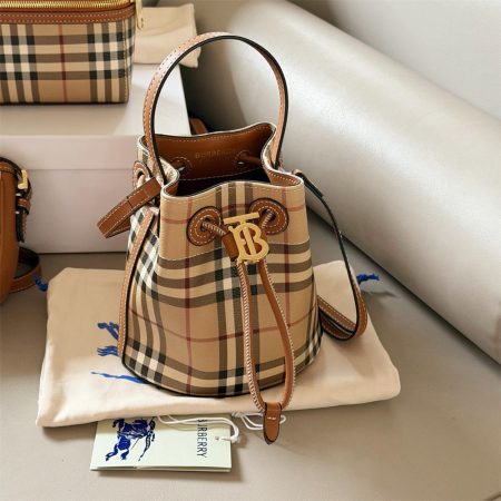 High quality bucket bag size:16*18cm BUY #C0679
