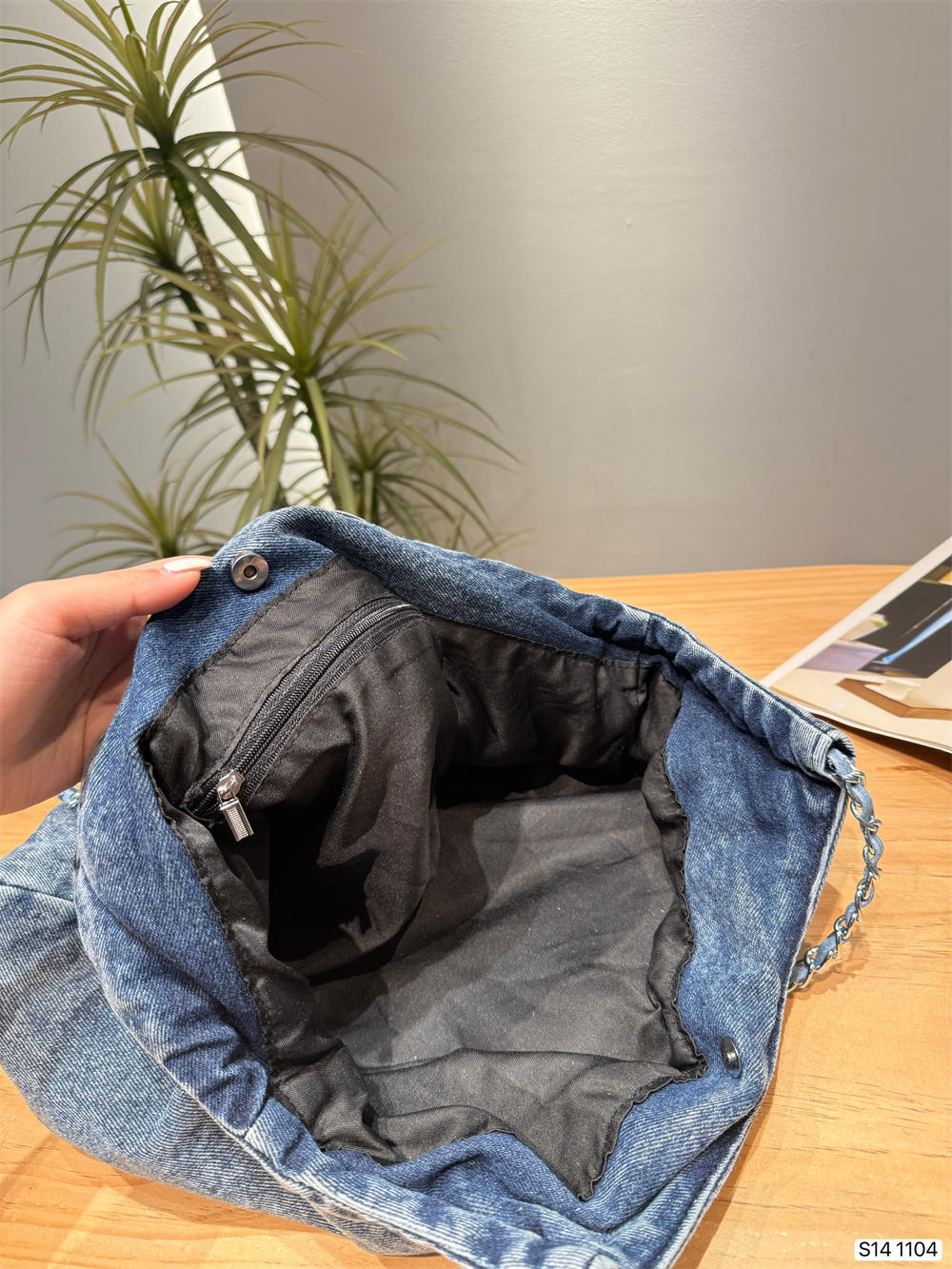 Top quality denim Tote bag size:33*26cm CHL MLB #C0693 - Image 3