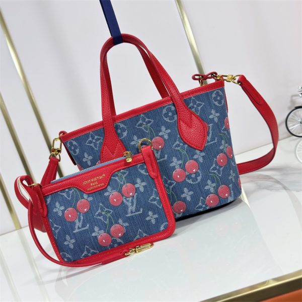 High quality Tote bag size:24*19*9cm free shipping LOV  YW #X0004