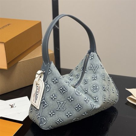 High quality denim shoulder bag size:32*22cm LOV DS #X0029