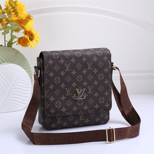Wholesale messenger bag size:23*5*26cm CM #X0044