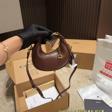 High quality shoulder bag size:15*10cm COH XYB #X0069 - Image 3