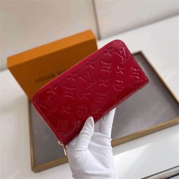 Wholesale wallet size:19*10cm LOV CM #X0146