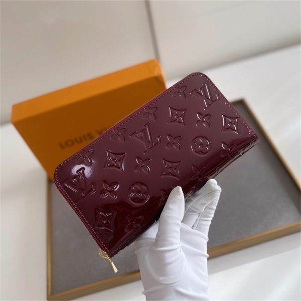 Wholesale wallet size:19*10cm LOV CM #X0146