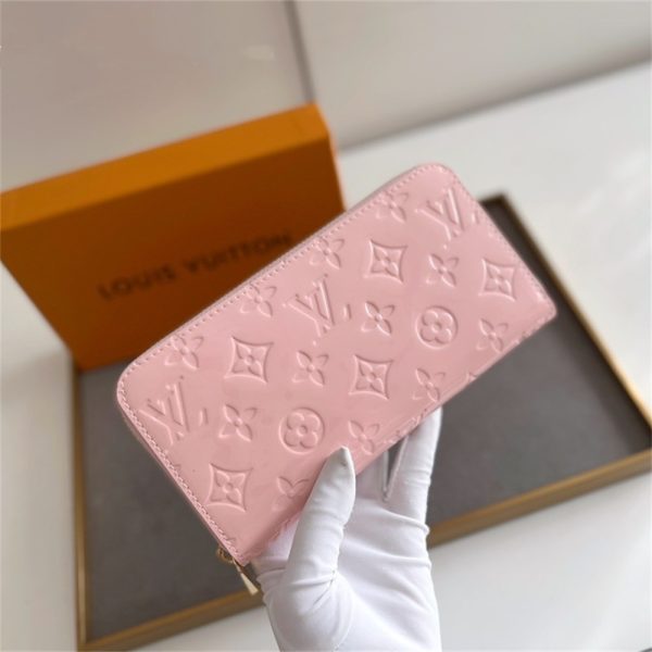 Wholesale wallet size:19*10cm LOV CM #X0146