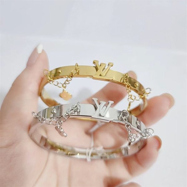 Wholesale Bracelet LOV TG  #X0154