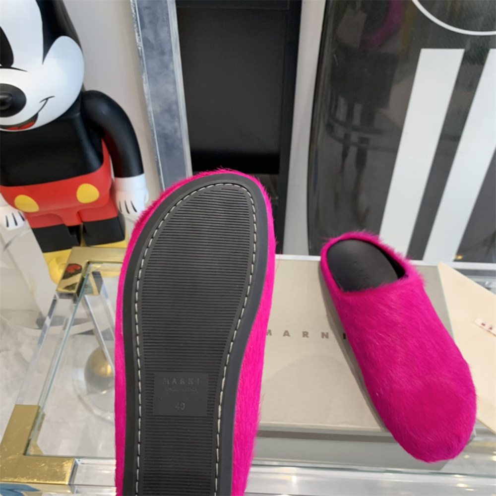 High quality fuzzy slipper size:5-12 with box MAI GZ #X0102 - Image 5