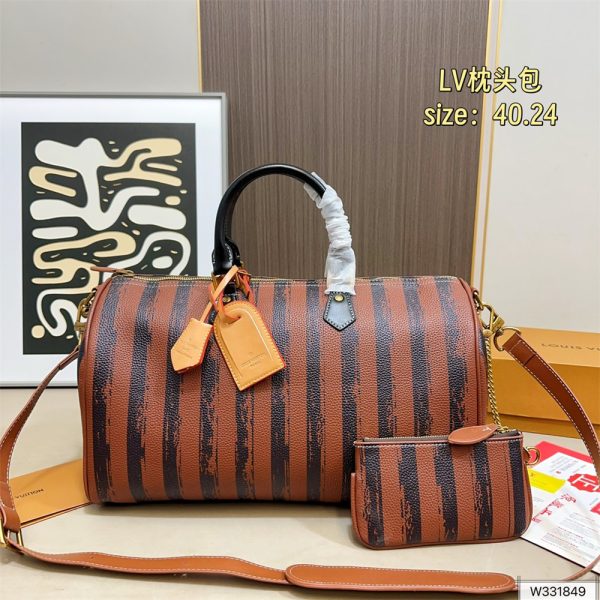 High quality luggage bag size:40*24cm LOV DS #X0309