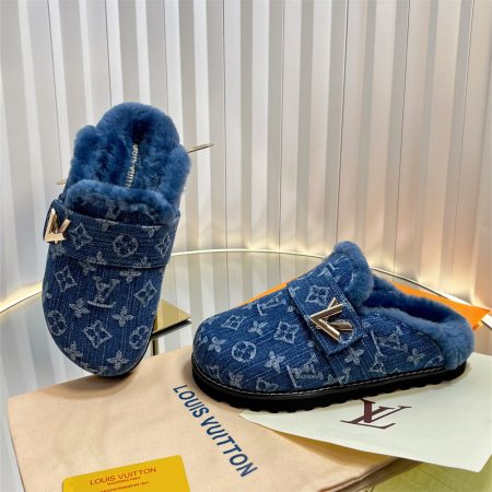 High quality couple fuzzy slipper size:5-11 with box LOV LZ #X0314 - Image 3