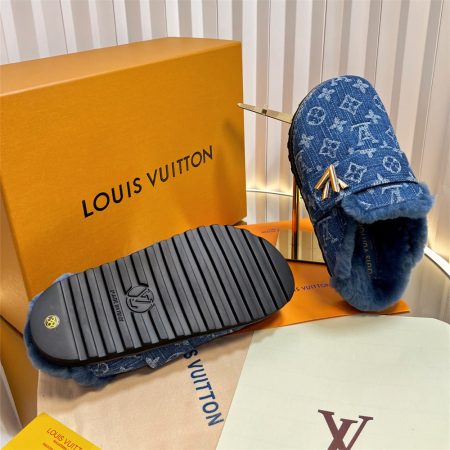 High quality couple fuzzy slipper size:5-11 with box LOV LZ #X0314 - Image 4