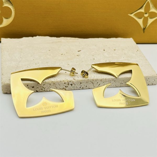 Wholesale  Earrings LOV XT #X0349