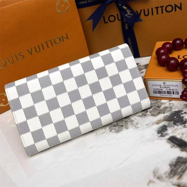 Wholesale fashion wallet  LOV CM #X0403
