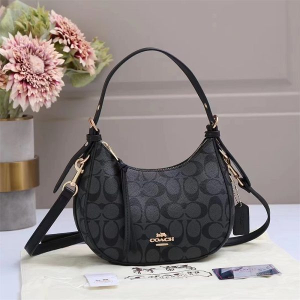 Wholesale shoulder bag size:21*18*8cm COH CM #X0416