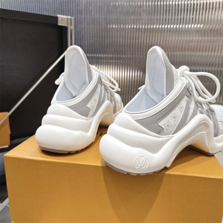 High quality sneaker size:5-9 with box free shipping LOV LZ #X0420 - Image 4