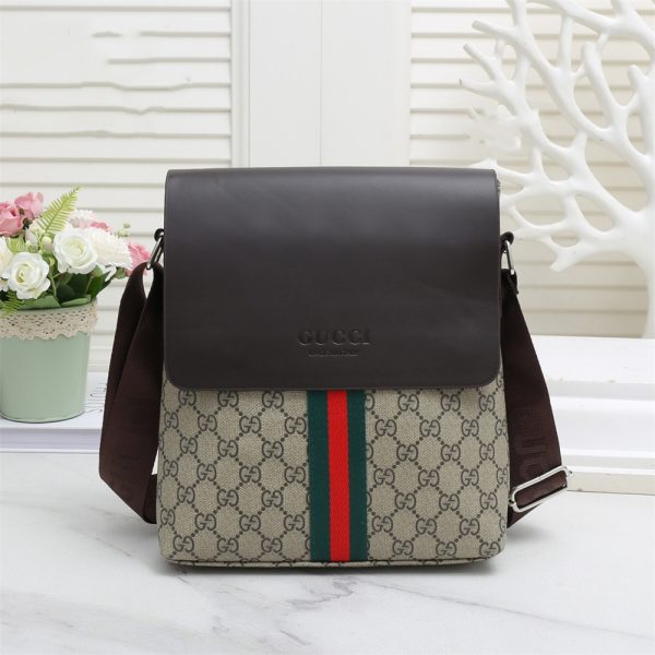 Wholesale messenger bag size:23*5*25cm LOV CM #X0459